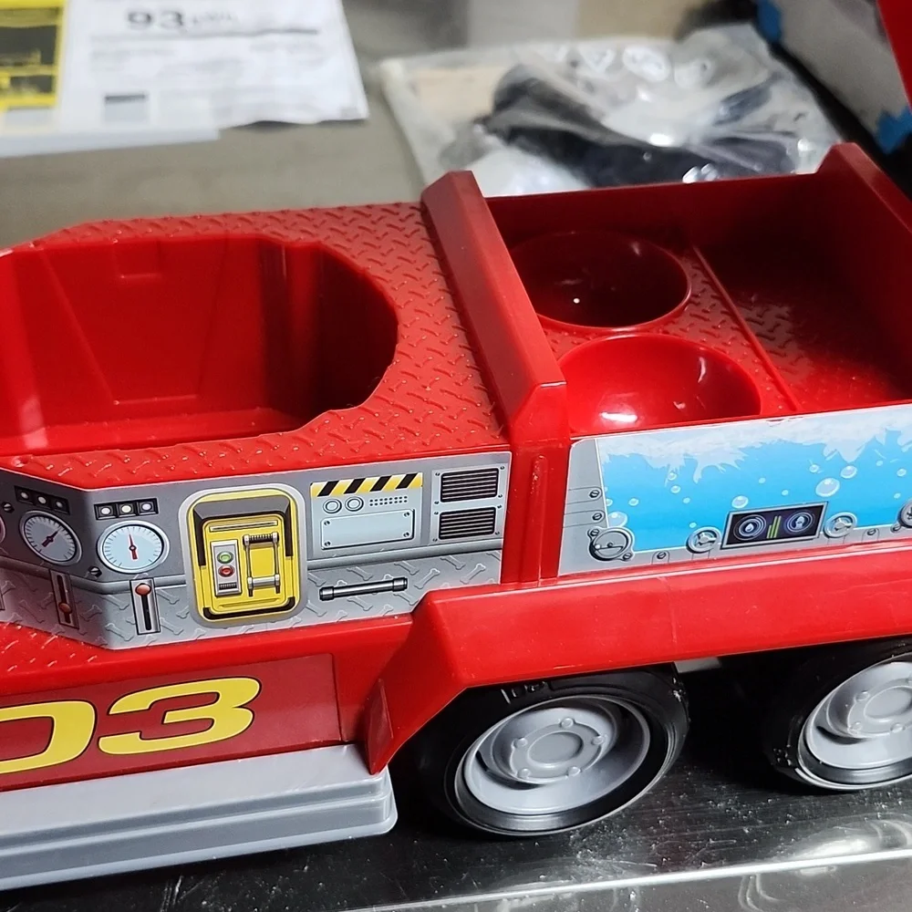 🚒LIKE NEW!🐾PAW PATROL Red Fire Truck Toy w/Marshall Pup - Picture 13 of 16